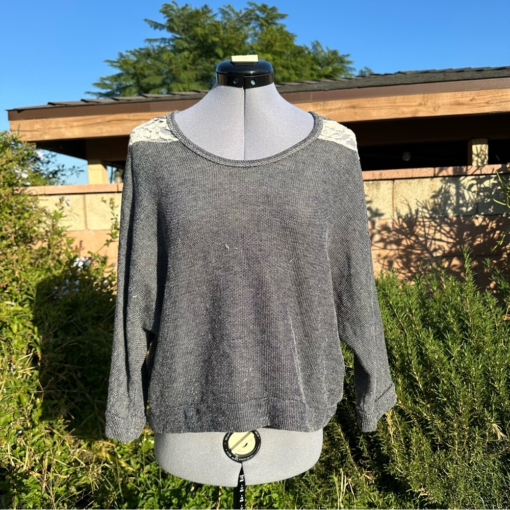 Sababa it’s all good Beige Floral Trim and Grey Sweater Hoodie Size Large